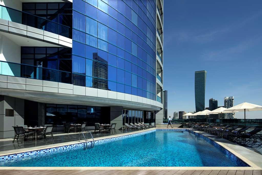 Radisson Blu Hotel. Dubai Waterfront Exterior photo