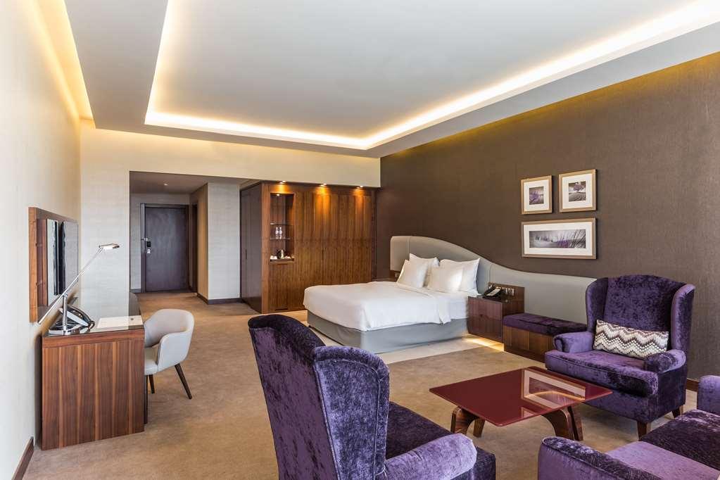 Radisson Blu Hotel. Dubai Waterfront Room photo